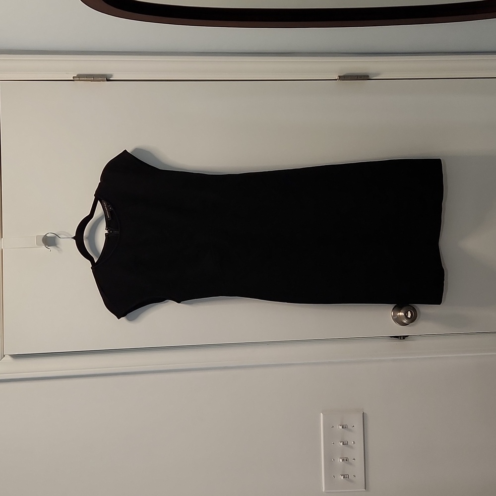 !!!FINAL SALE!!! going to GW on Saturd Little Black Dress size 4 Banana Republic